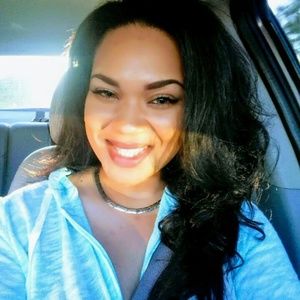 Meet your Posher, Vanessa